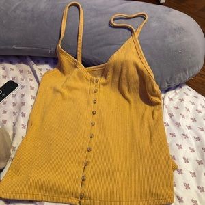 american eagle mustard top